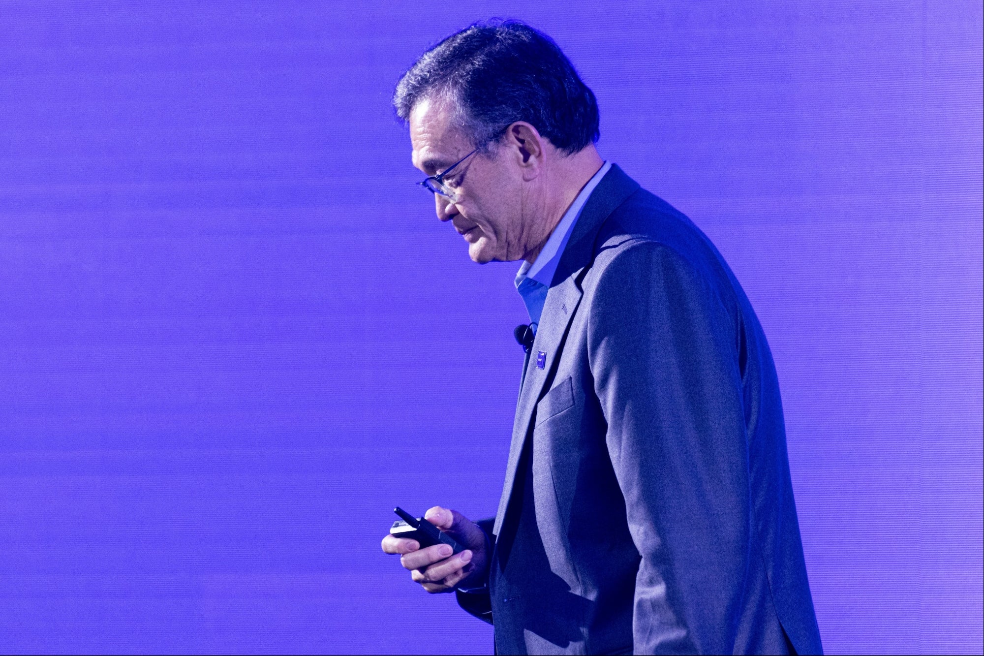 Intel Laying Off Tens of Thousands of Employees: CEO Memo